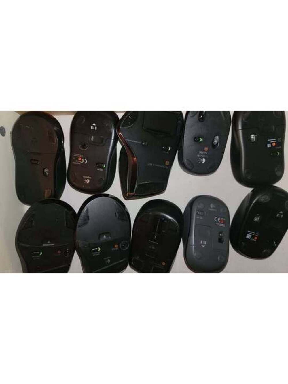 (2) Logitech Mouse (MICE) With receivers - Picture 3 of 4